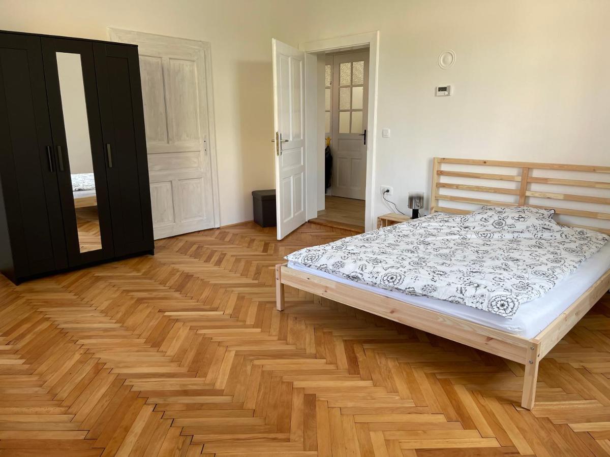 Pirc Apartment On Dunajska Street Λιουμπλιάνα Εξωτερικό φωτογραφία